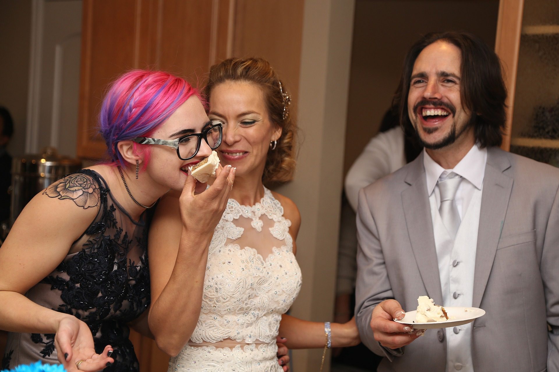 wedding-reception-2667031_1920